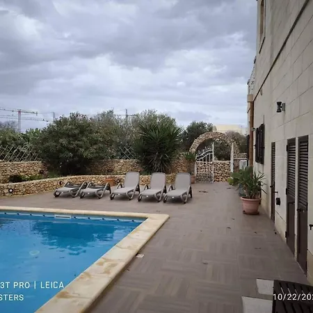 Villa Country Views