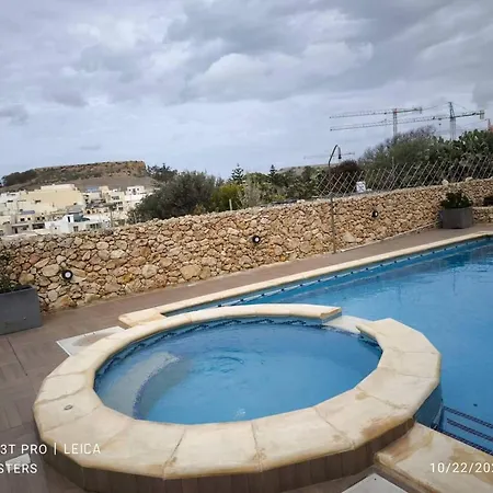Country Views Villa *